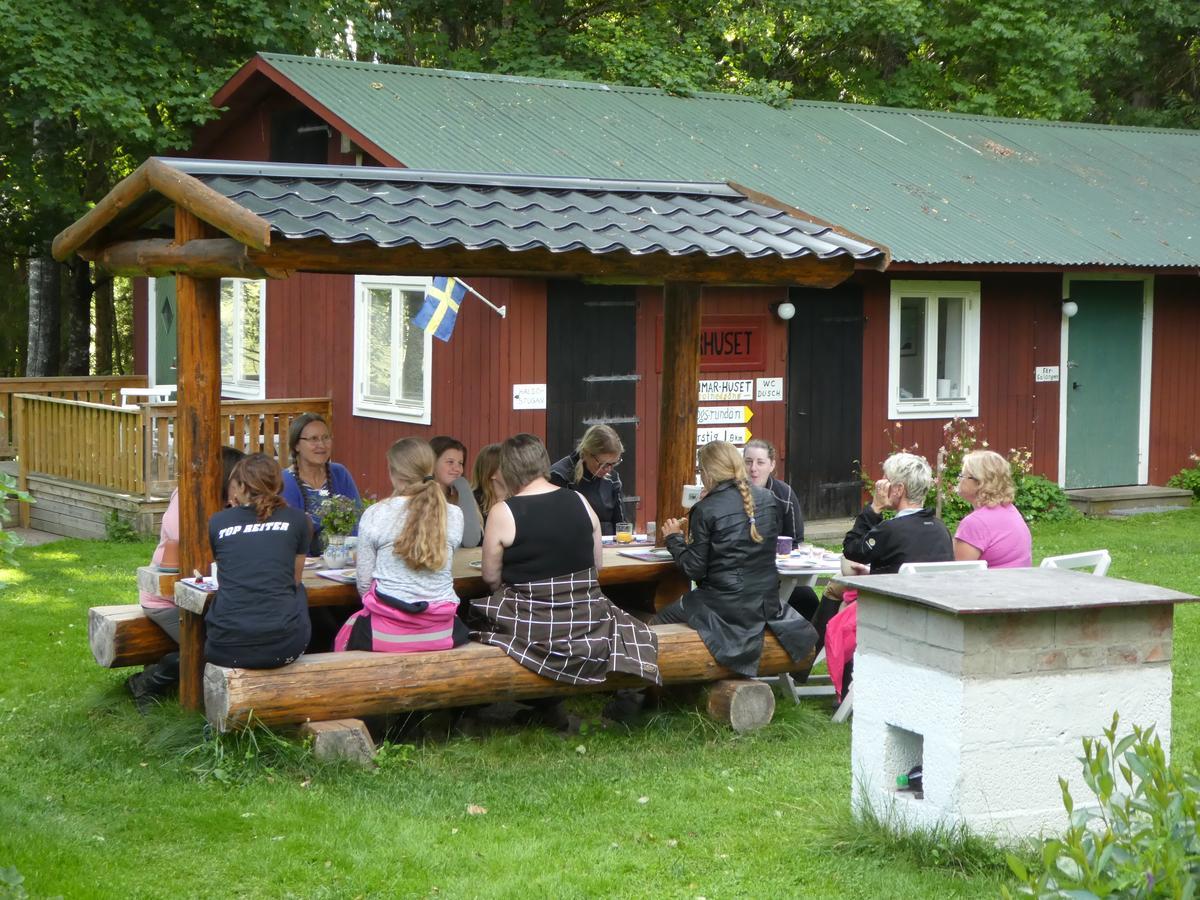 Praestmyrens Vandrarhem Ransater Экстерьер фото